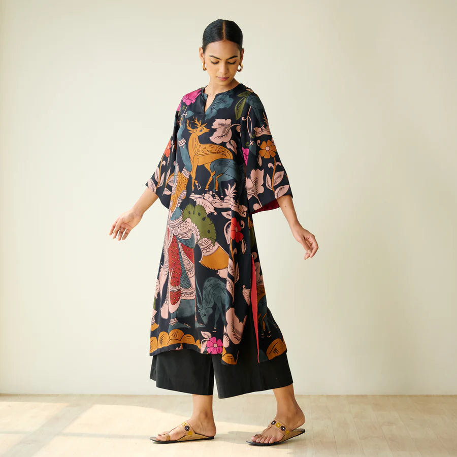 Chitra Kalamkari Print Kurta & Relaxed Churidar Pants Set (Black & Multi-Colored)