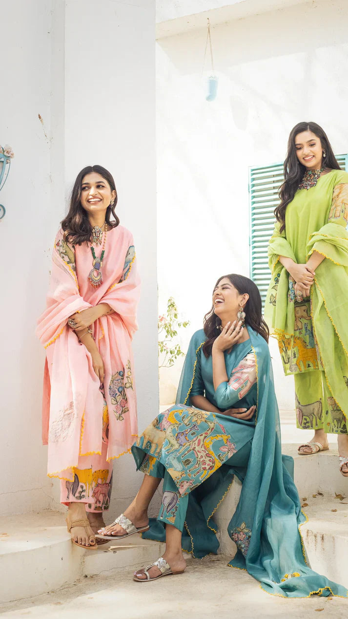 Baby Pink Cotton Kurta Set with Kalamkari-Inspired Animal Motifs – Ethnic Wear for Women with Dupatta