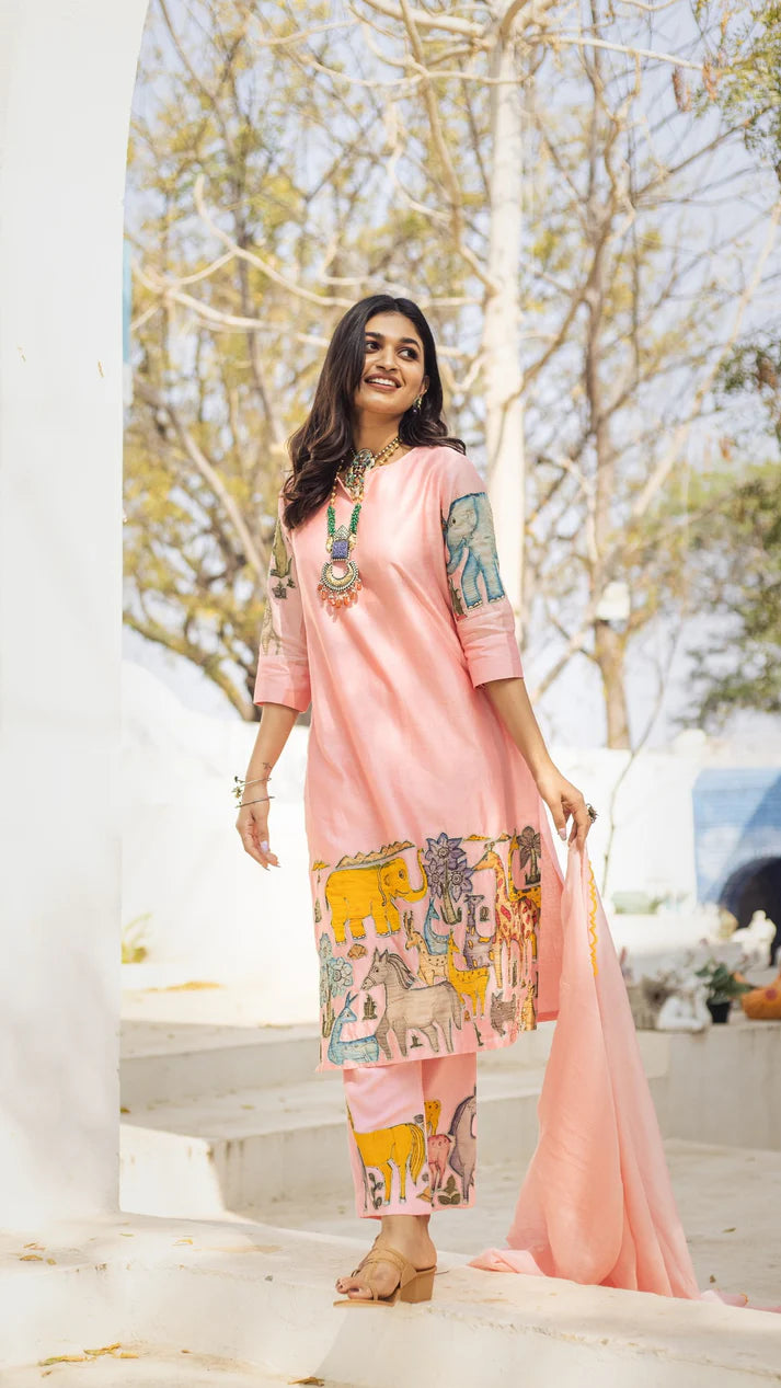 Baby Pink Cotton Kurta Set with Kalamkari-Inspired Animal Motifs – Ethnic Wear for Women with Dupatta