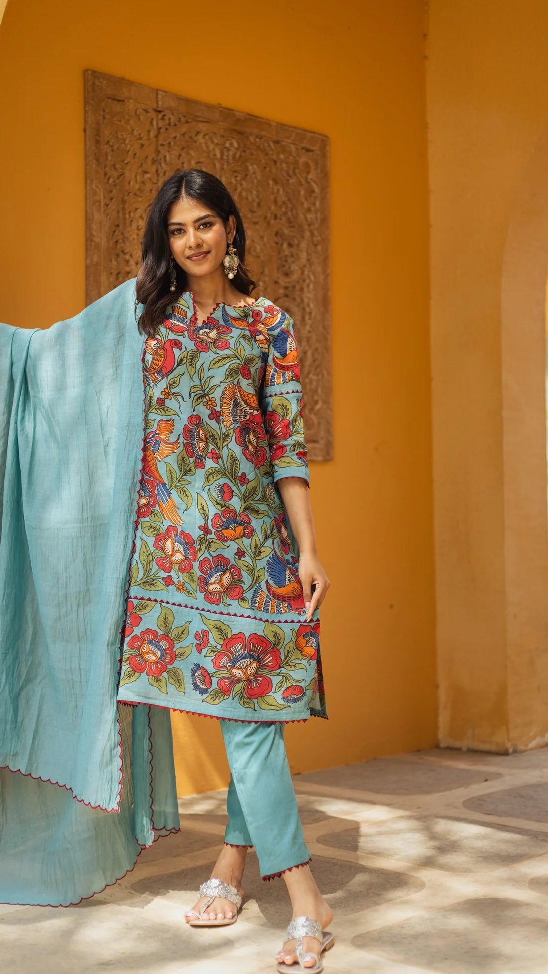 Floral Printed Blue Cotton Kurti Set with Churidar, Dupatta & Lace Detailing – Vibrant Ethnic Wear for Festive & Casual Occasions